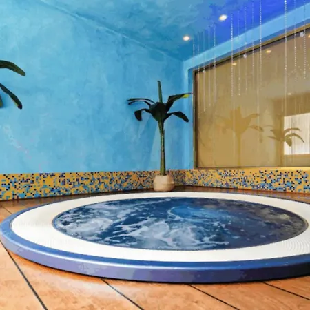 Διαμέρισμα Colourful Flat Overlooking The Sea Μπιμπιόνε
